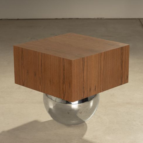 mesa lateral "monolito" 